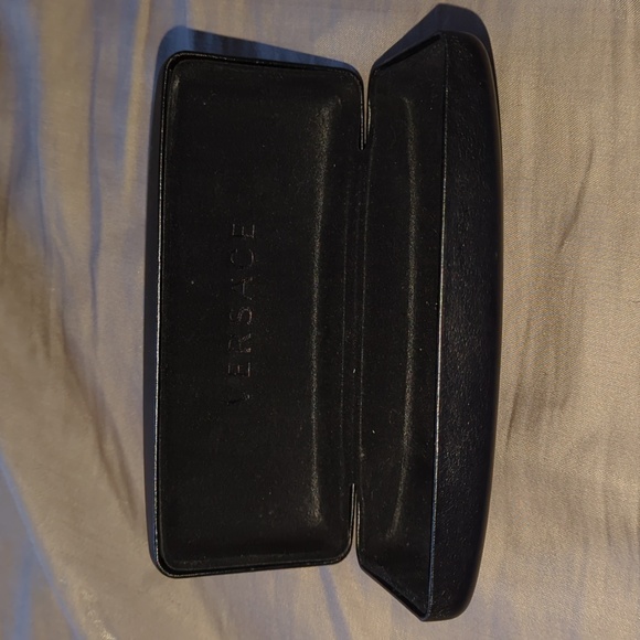 Versace Case - Picture 2 of 4